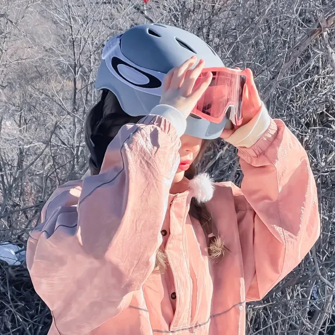 锦鲤降世，炮灰家人偷听我心声